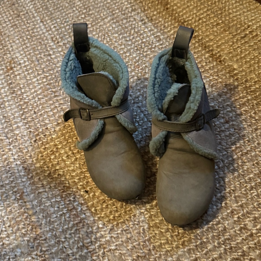 No 6 Shearling Boots size 37